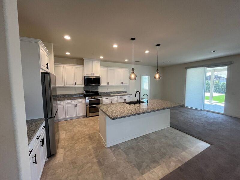 31053 Catania Cir - Photo 6 of 32