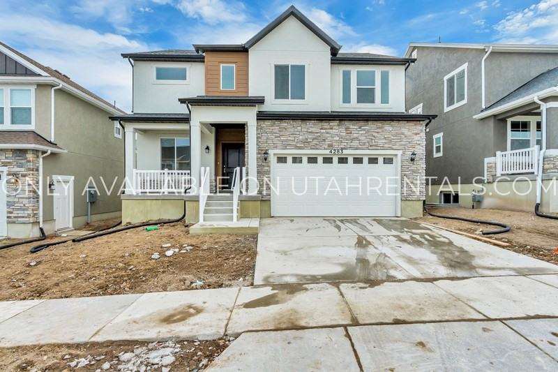 4283 W Gate Keeper Dr - Photo 3 of 41