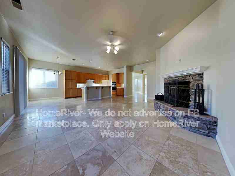 2309 Summer Dr - Photo 3 of 23