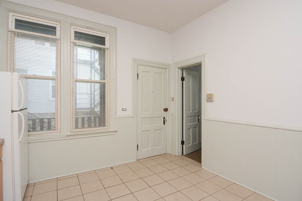 3224 N Racine Ave #1 - Photo 5 of 21