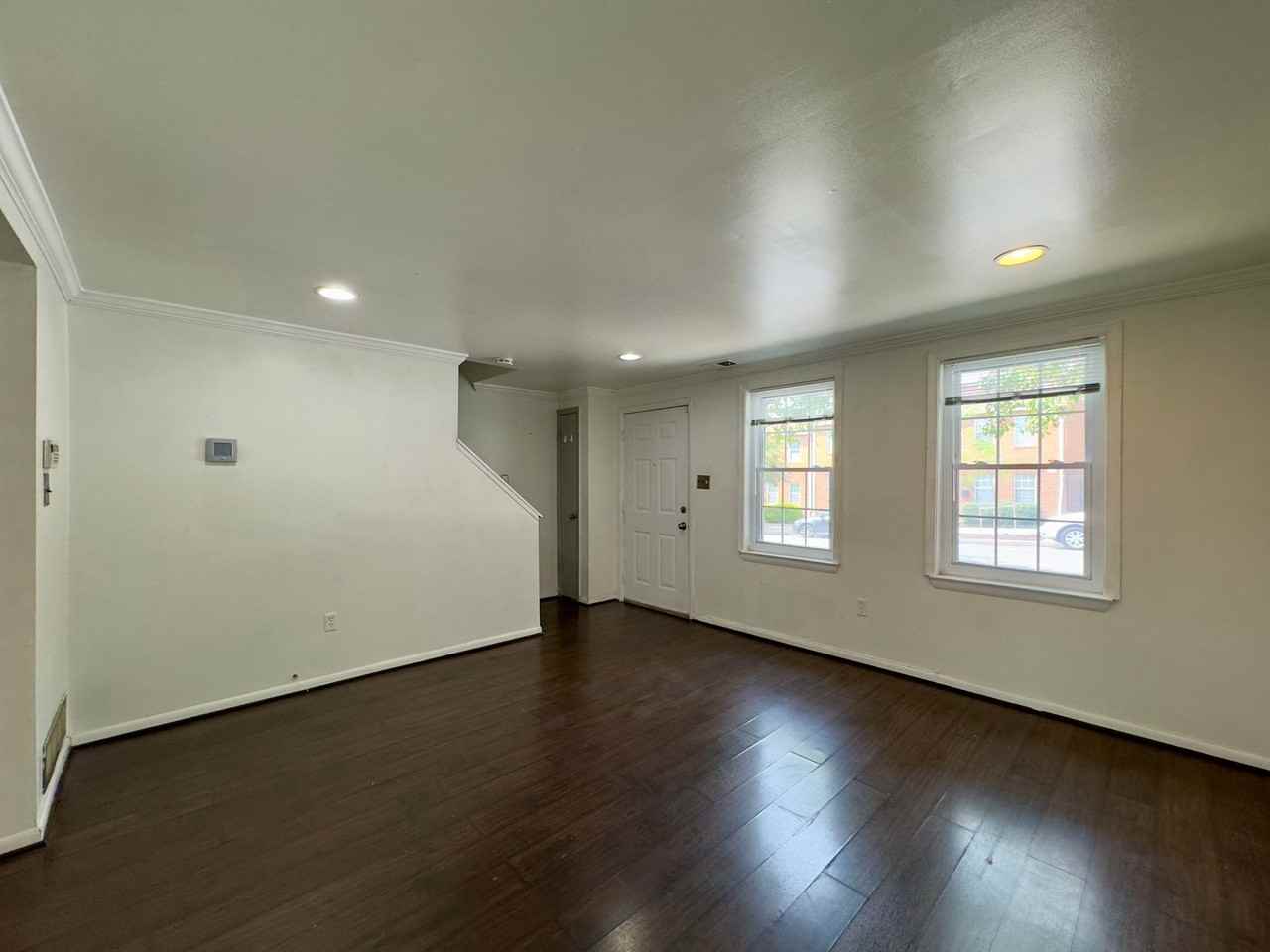 1021 N Central Ave - Photo 2 of 15