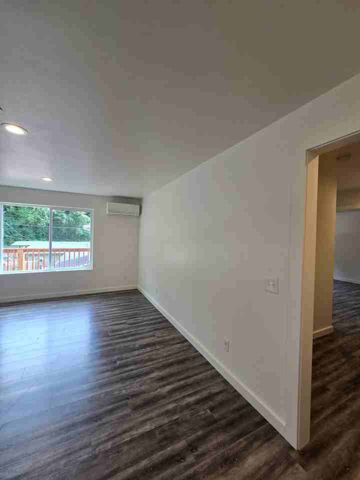 170 Sw Strawberry Ln - Photo 2 of 11