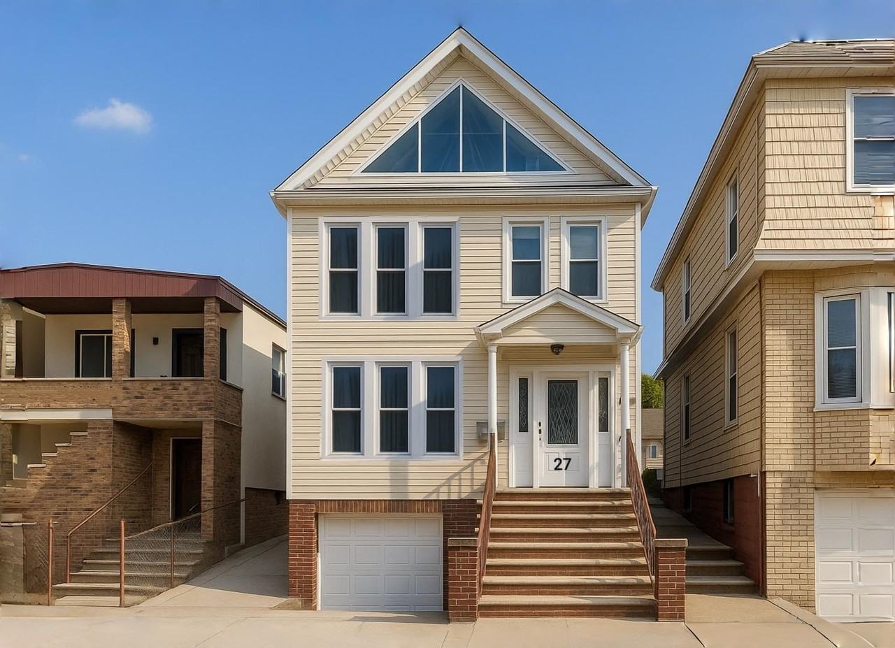 27 Washington Pkwy #1 - Photo 2 of 21