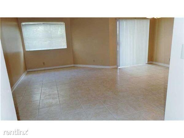 9777 Westview Dr - Photo 2 of 9