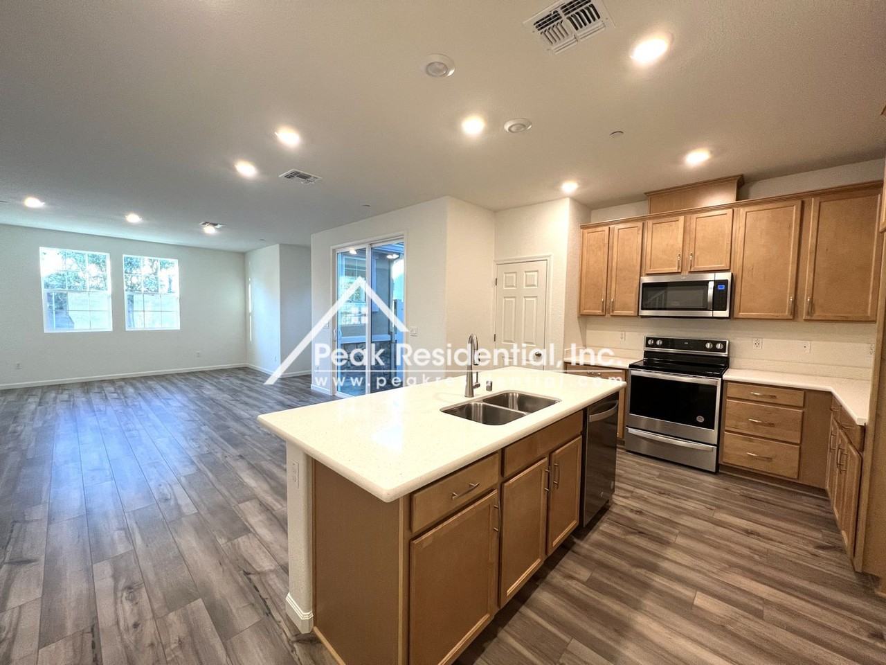 7963 Arcadia Drive - Photo 7 of 27