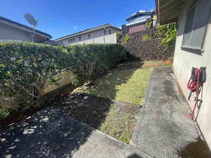 98-1726 Halakea St #98-1726 - Photo 3 of 5