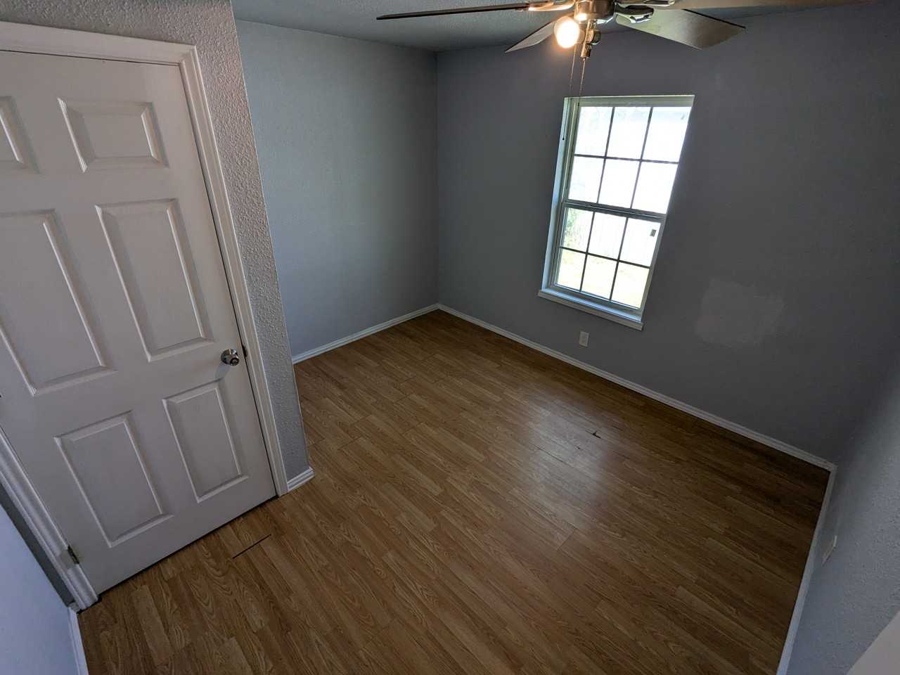 1607 McCormick Street - Photo 3 of 6