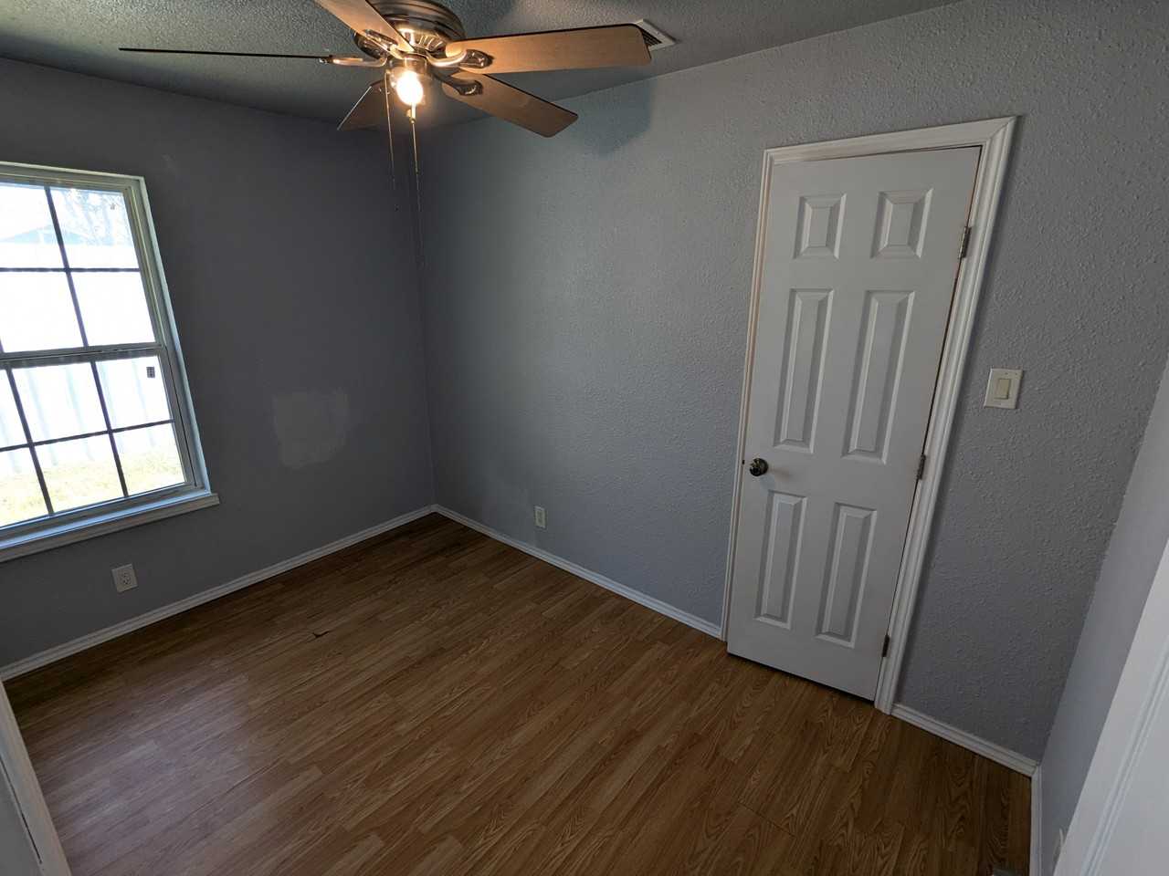 1607 McCormick Street - Photo 4 of 6