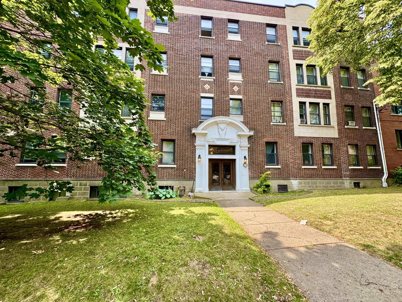 3854 NorthCliff - Photo 2 of 3