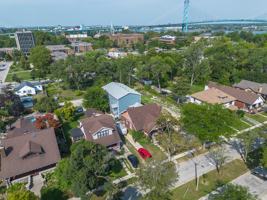 featured image of 385 Askin Avenue