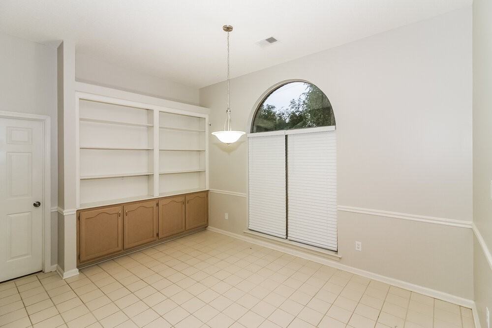 636 Old River Cv - Photo 6 of 17