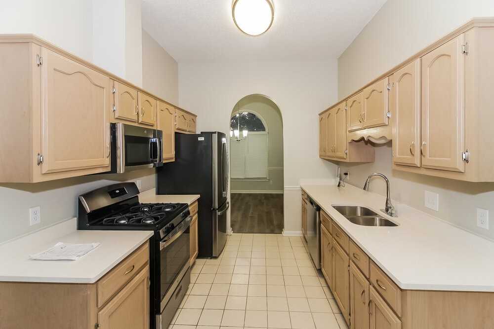 636 Old River Cv - Photo 7 of 17
