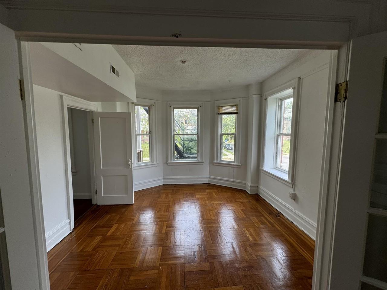 The Westerly - Photo 3 of 4