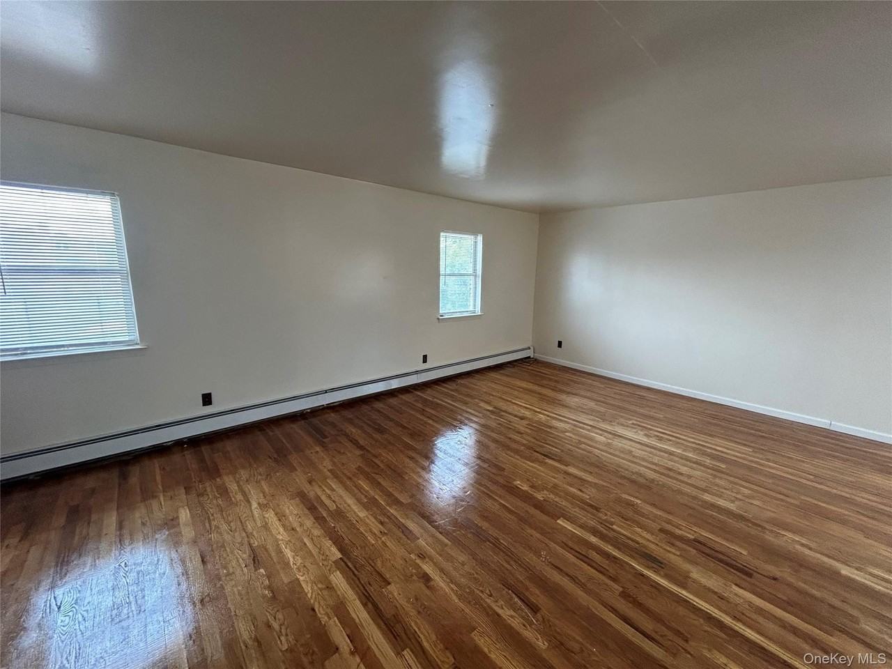 10045 221st St - Photo 2 of 4