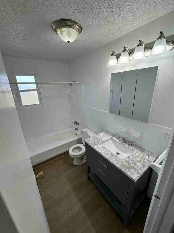 Hudson Terrace - Photo 5 of 5