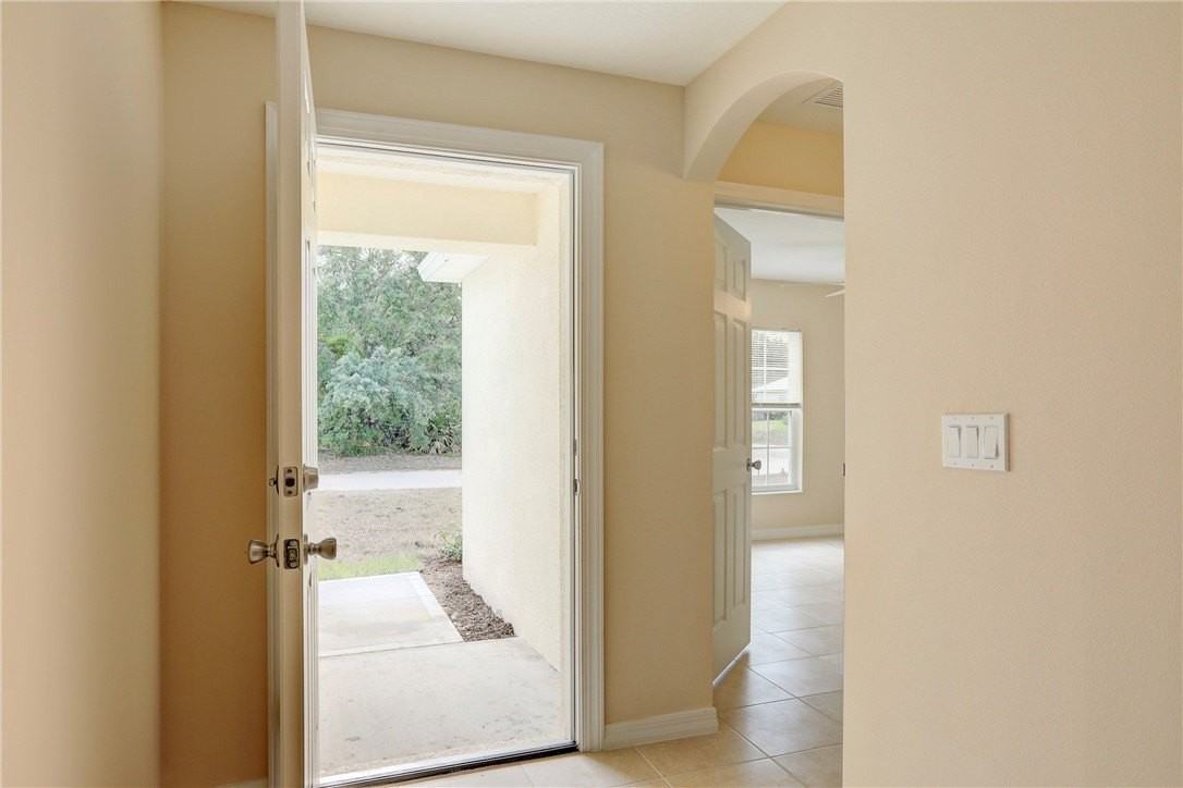 8415 99th Court - Photo 7 of 36