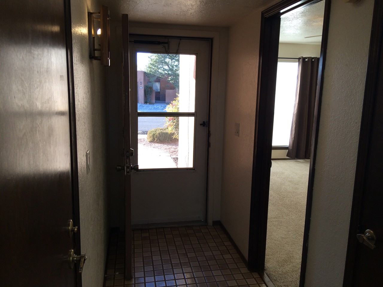 5824 Elmwood Dr NE - Photo 3 of 33