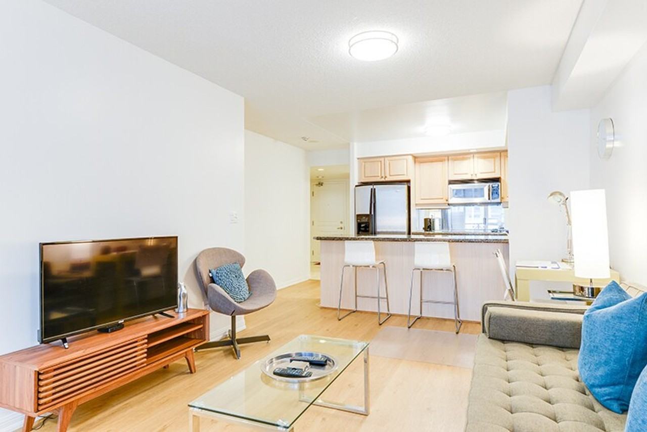 250 University Ave #1034864P - Photo 5 of 16