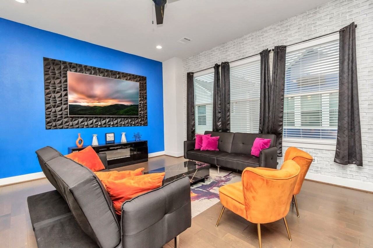 3644B Griggs Rd #1047940P - Photo 5 of 31