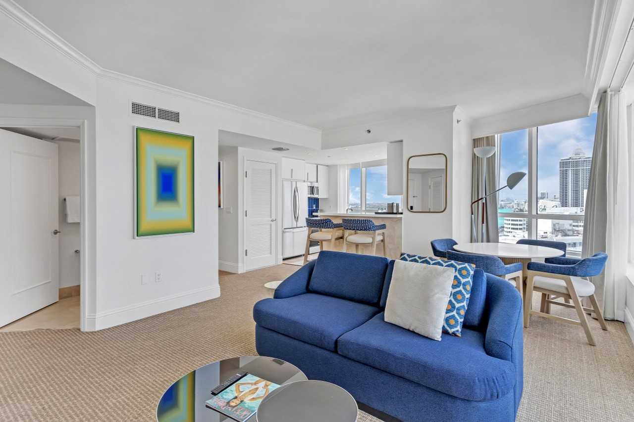 4401 Collins Ave #1234545P - Photo 3 of 34