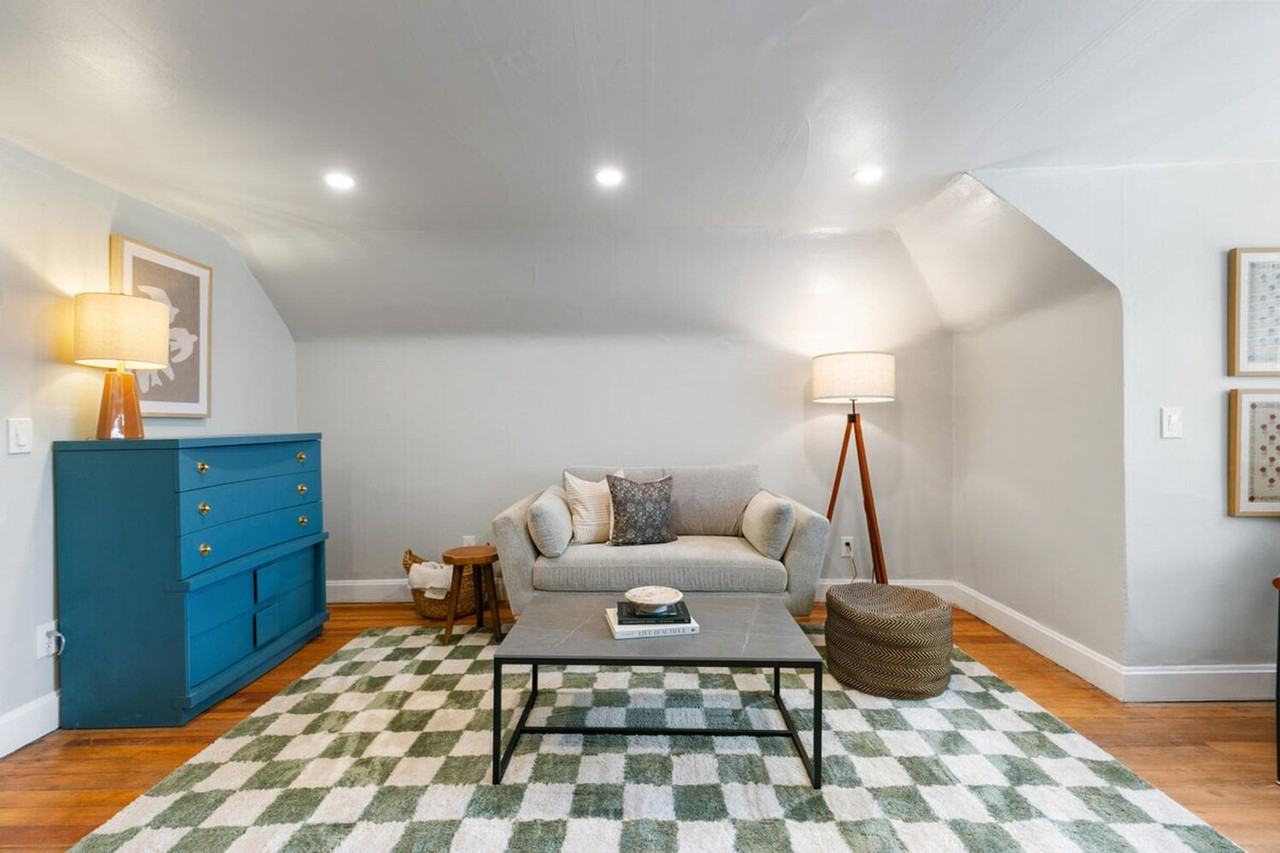 2619 East 12th Avenue - Photo 4 of 25