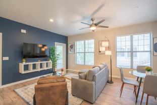 10 W Minnezona Ave - Photo 1 of 1