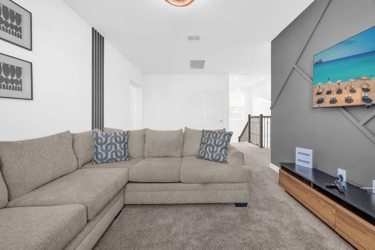 Rhyme St #1263245P - Photo 2 of 50