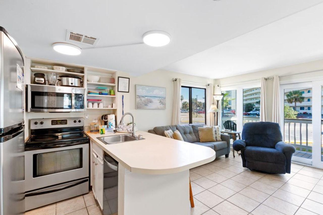 497 Plantation Road - Photo 7 of 25