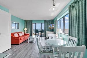 featured image of 210 75th Ave N