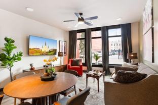 611 Commerce St - Photo 1 of 1
