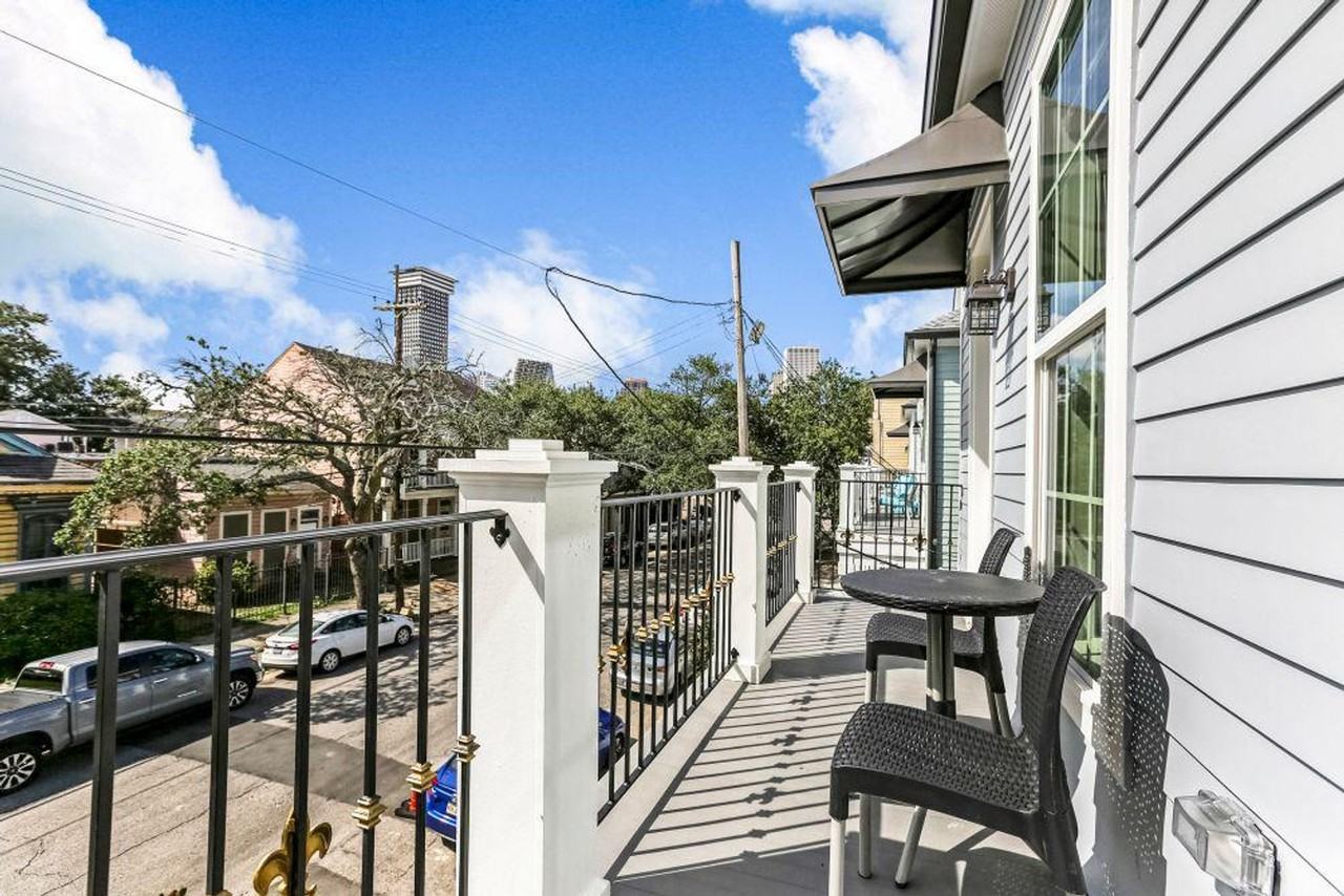 1220 Carondelet St #1267165P - Photo 5 of 24