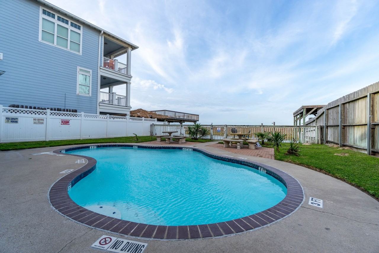 14898 Granada Dr #1268412P - Photo 5 of 34
