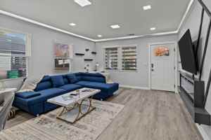 featured image of 1705 Seigle Ave