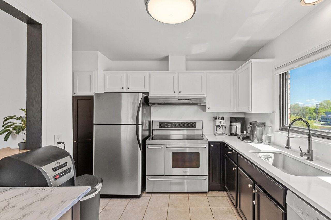 3023 Lynn Ave #1272804P - Photo 5 of 23