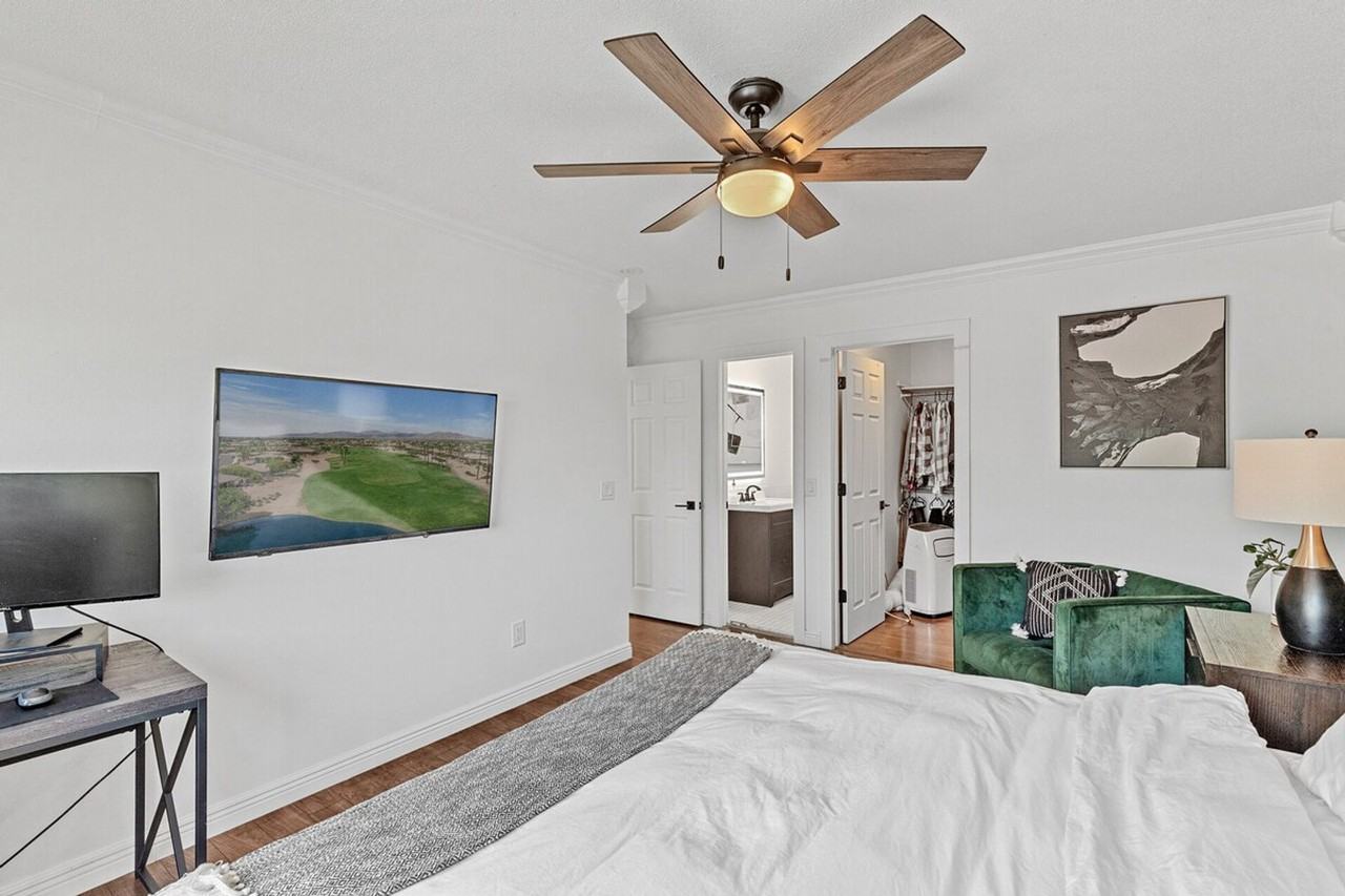 3023 Lynn Ave #1272804P - Photo 4 of 23