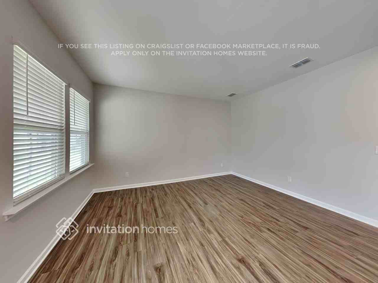 871 Pebble Blvd - Photo 6 of 29