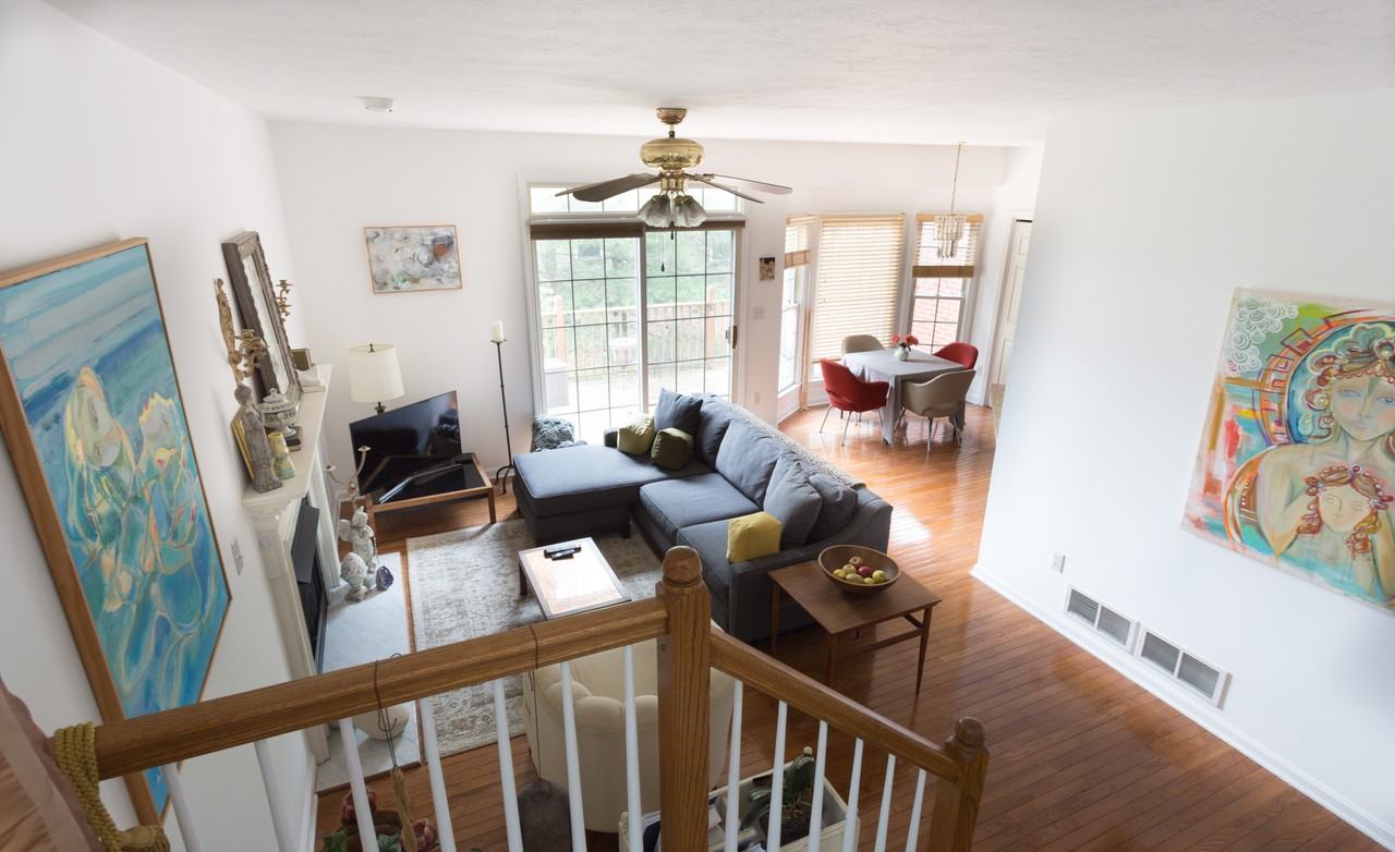 680 Highpointe Drive - Photo 3 of 25