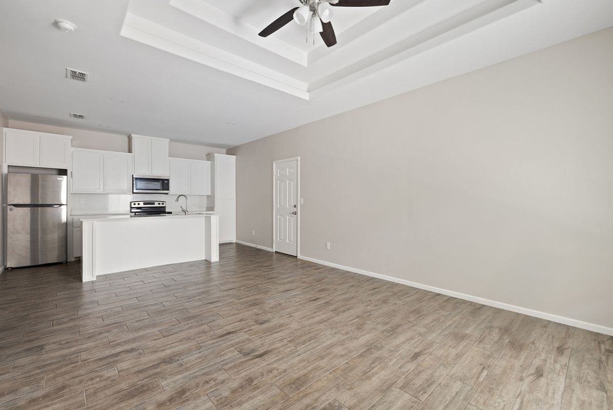 2609 Sage Dr ##4 - Photo 3 of 6