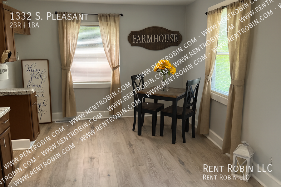 1332 S Pleasant St - Photo 3 of 10