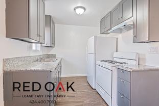 7915 Vineland Ave - Photo 1 of 1