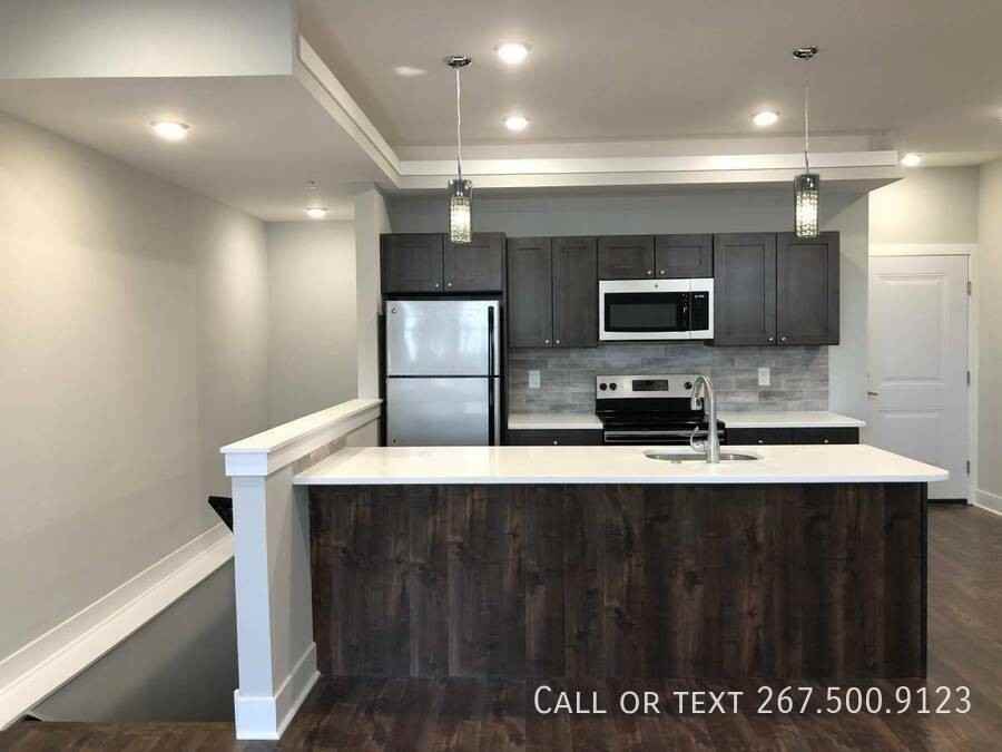 1419 N Franklin St #2 - Photo 5 of 20