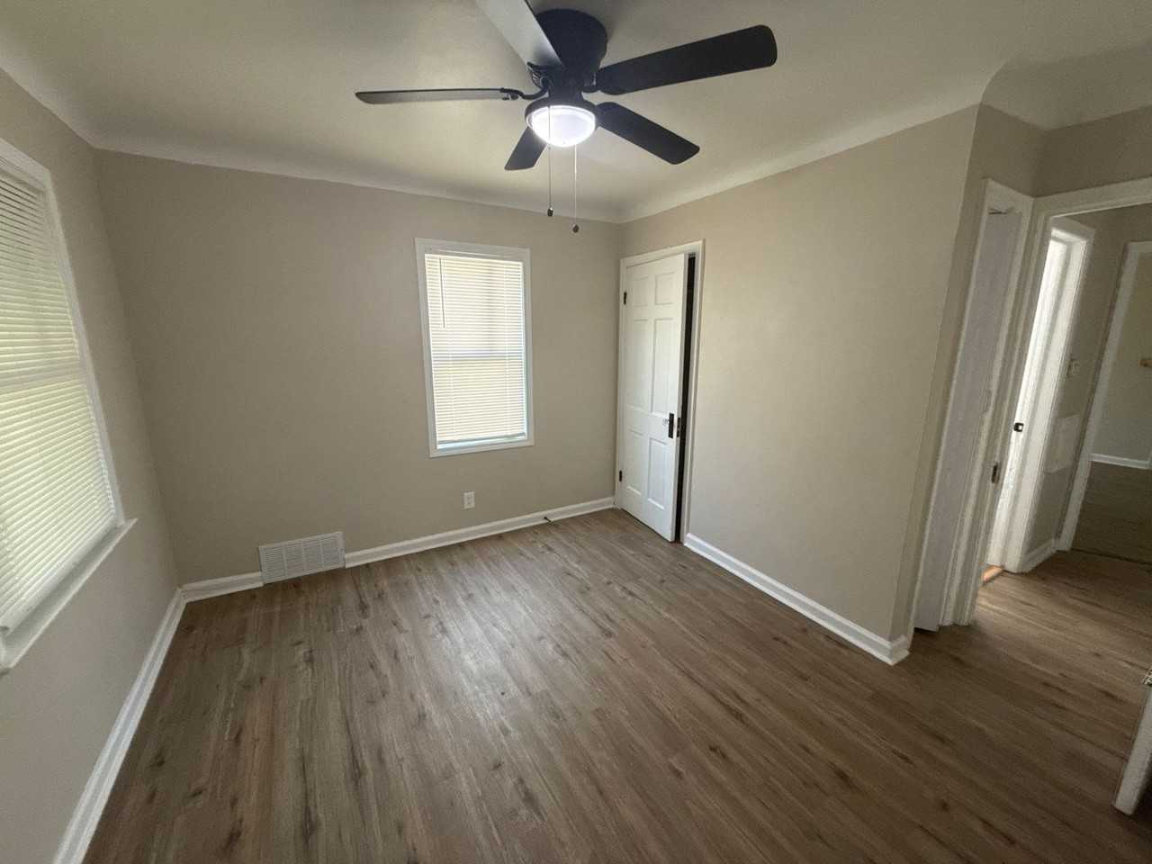 13514 Stahelin Road - Photo 5 of 8