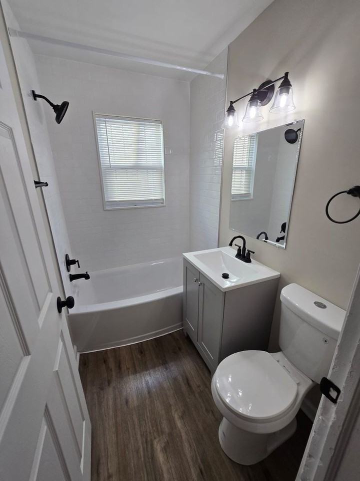 13514 Stahelin Road - Photo 6 of 8