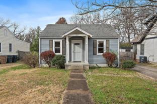 910 Apex St - Photo 1 of 1