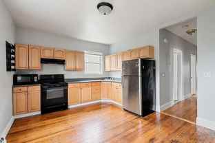 23 Beale St #3 - Photo 1 of 1
