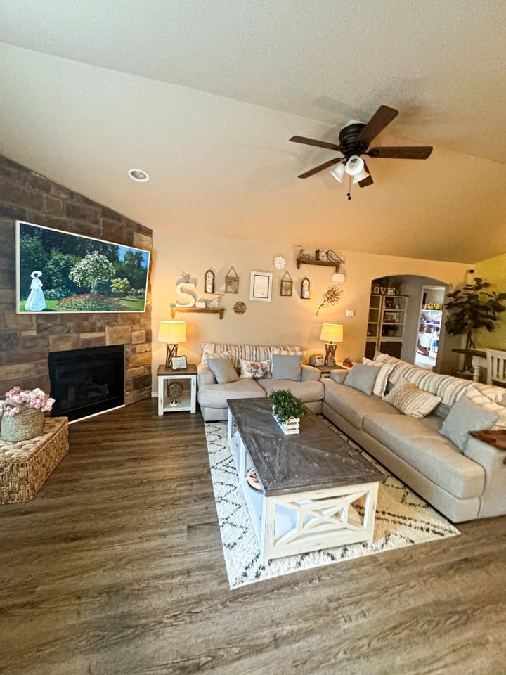 11825 Shorthorn Rd #NA - Photo 3 of 14