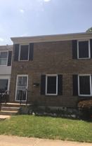 570 Jamestown Ct #J - Photo 1 of 1