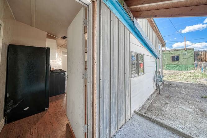 426 E 11th St #NA - Photo 3 of 20