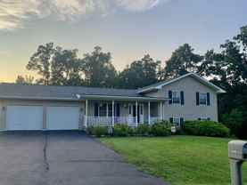 261 Leviticus Dr - Photo 1 of 1