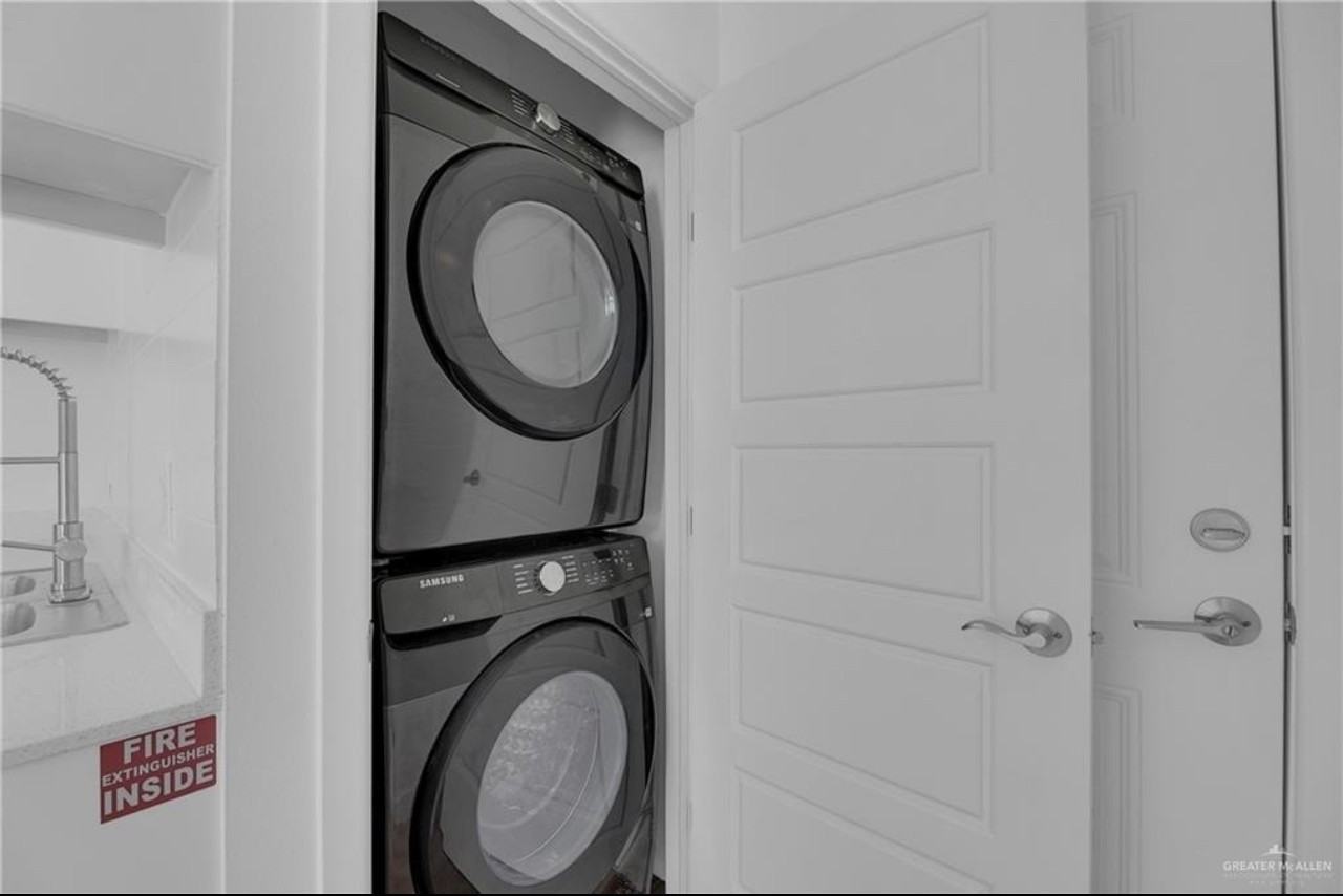 5307 Vision St #A - Photo 6 of 9